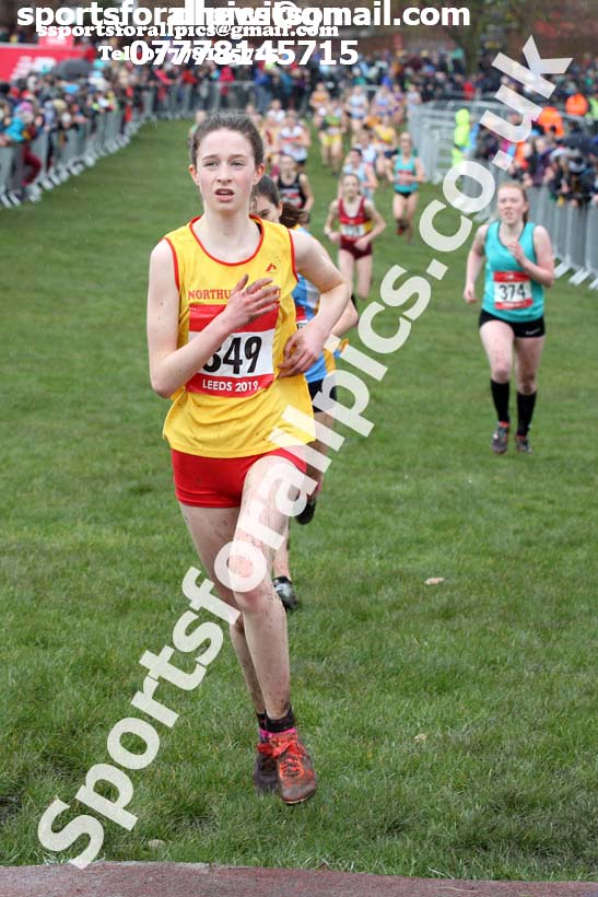 Intermediate girls 2019 New Balance English Schools Cross Country Champs, Temple Newsam, Leeds. Photo:  David T. Hewitson/Sports for All Pics